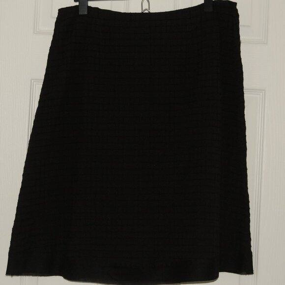 NWT Eileen Fisher Organic Cotton, Textured Peasant Skirt, Black, Petite M - Picture 3 of 10